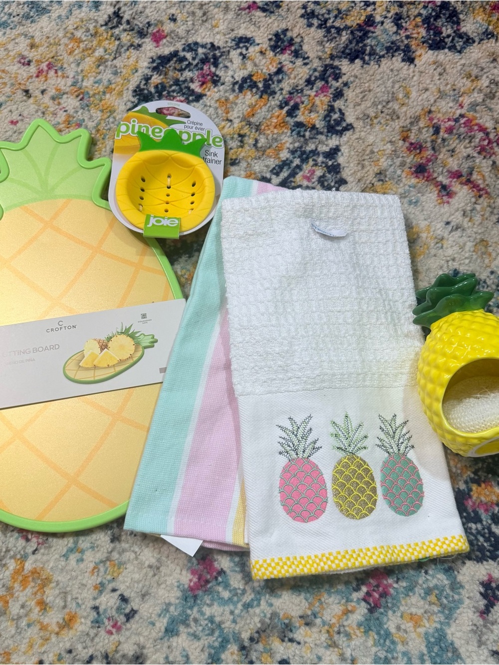 Pineapple Kitchen Bundle- 4 items!